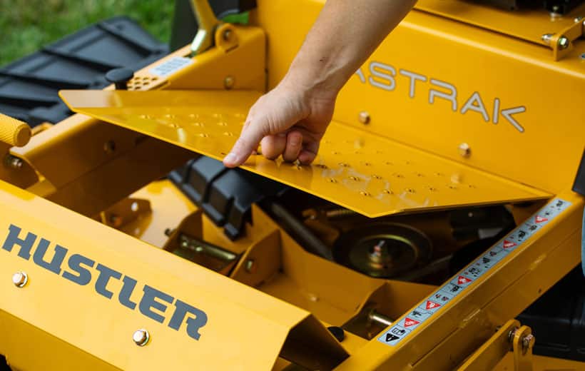 Hustler FasTrak Zero-Turn Mower 12 Hustler FasTrak Zero-Turn Mower - Image 12